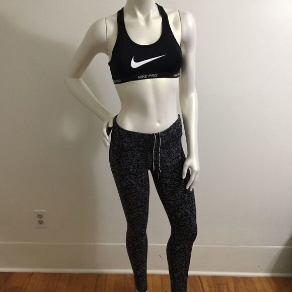 Nike Full Length medium thickness active pants - Picture 3 of 8